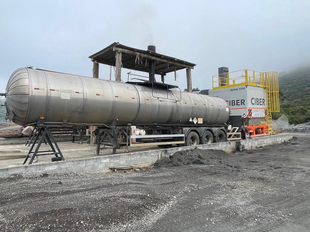 Usina de Asfalto Ciber Inova 1500 - Thumbnail 2